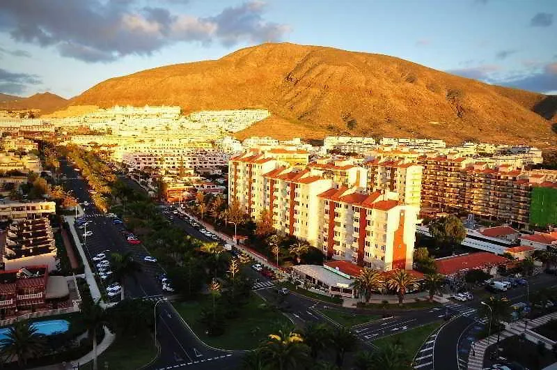 Lägenhet Apartamentos Comodoro Los Cristianos