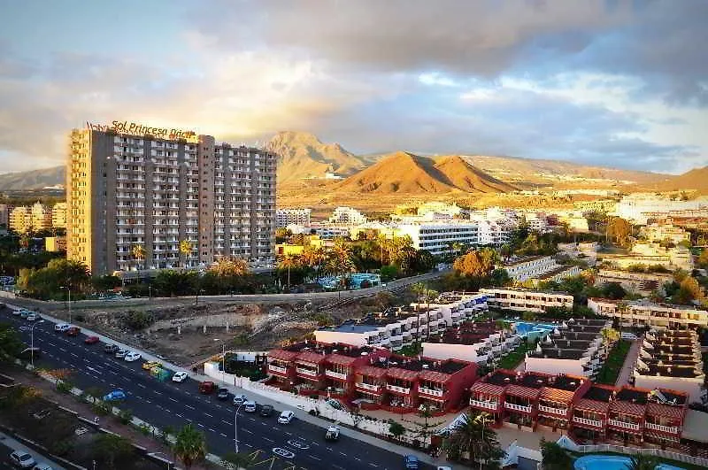 Апартаменты Apartamentos Comodoro Лос Кристианос Испания