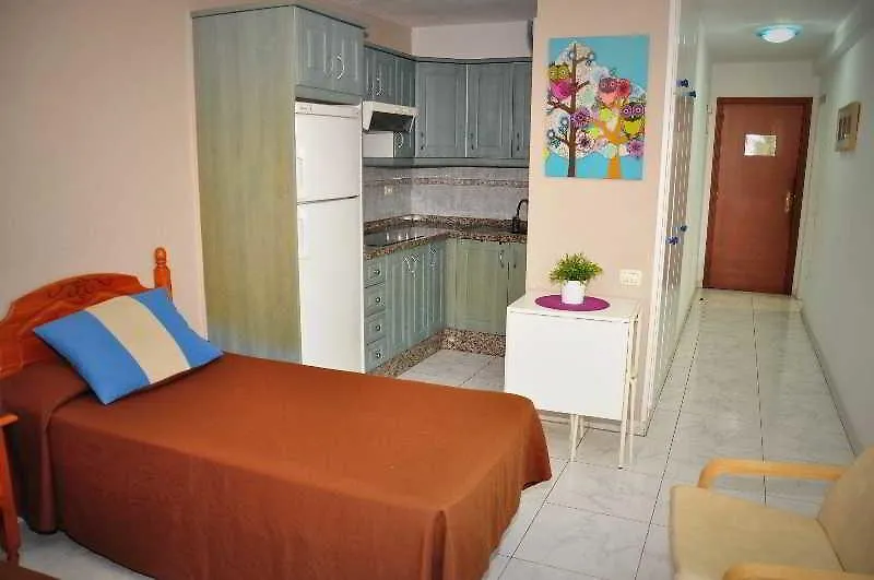 Lägenhet Apartamentos Comodoro Los Cristianos